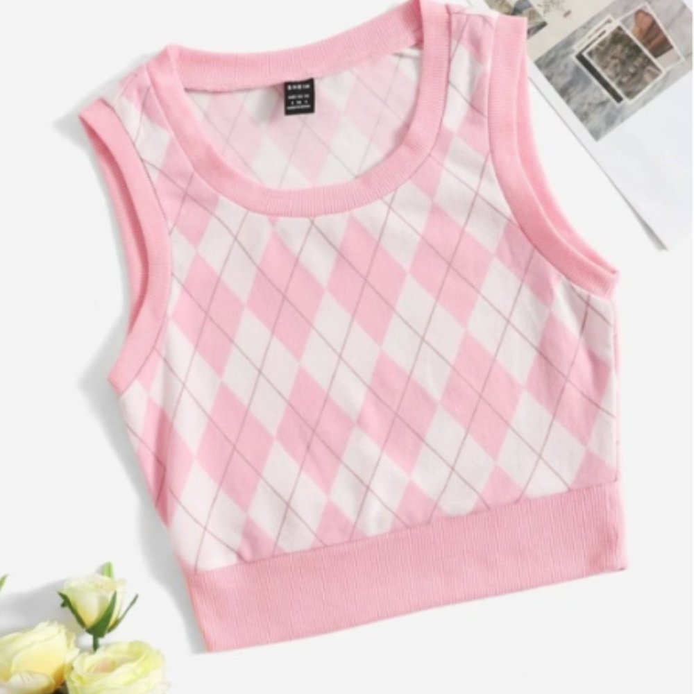 SHEIN Pink Argyle Print Tank Top
